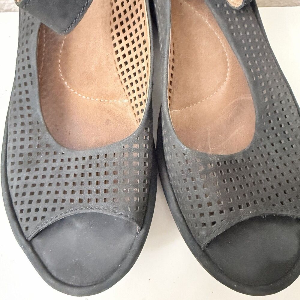Clarks Artisan Black Nubuck Wedge Sandals Peep Toe Hook Loop Women’s 11 - Picture 9 of 11